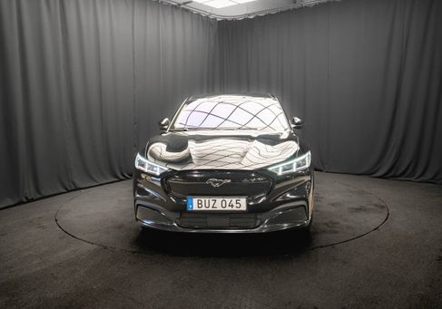 Ford Mustang Mach-E, 2022 3