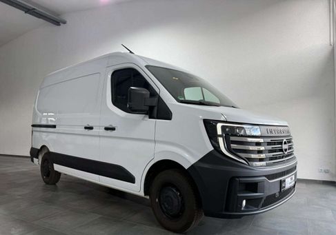 Nissan Interstar, 2025