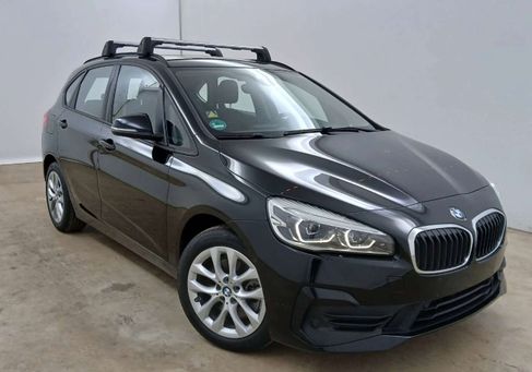 BMW 225, 2019