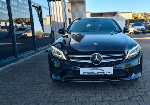 Mercedes-Benz C 300, 2021