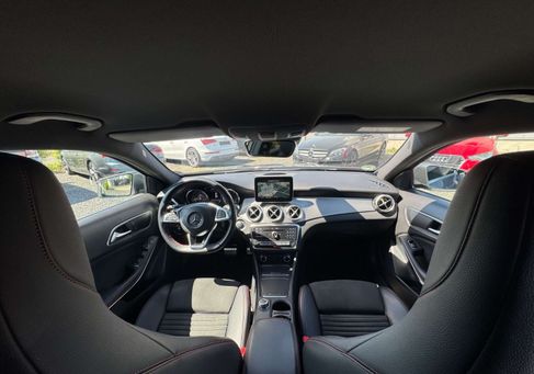 Mercedes-Benz GLA 180, 2019