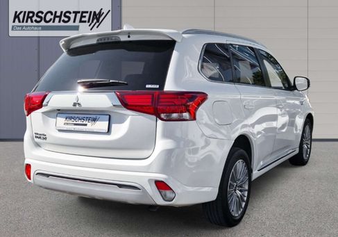 Mitsubishi Outlander, 2021