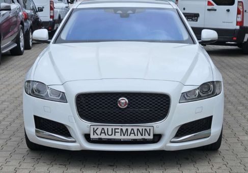 Jaguar XF, 2017