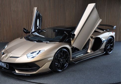 Lamborghini Aventador, 2021