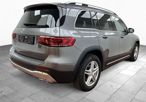 Mercedes-Benz GLB 180, 2023