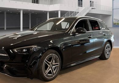 Mercedes-Benz C 300, 2025