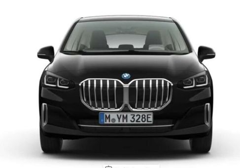 BMW 225, 2023