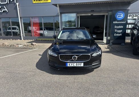 Volvo V90, 2022