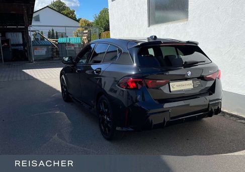 BMW 120, 2025 2