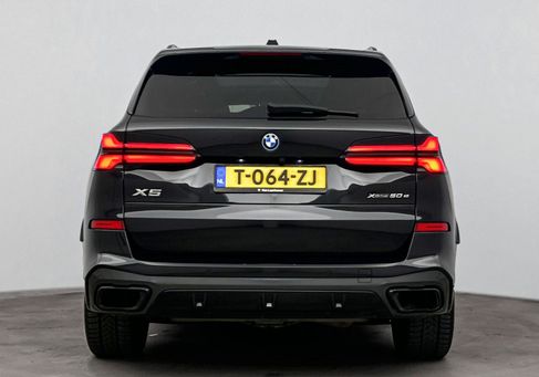 BMW X5, 2023