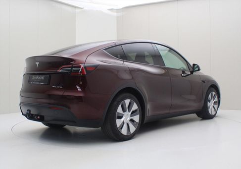 Tesla Model Y, 2023 2