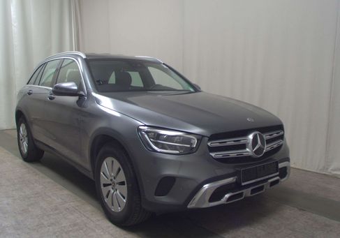 Mercedes-Benz GLC 200, 2021 3