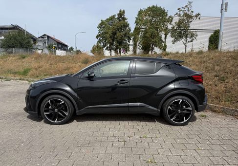 Toyota C-HR, 2023 2