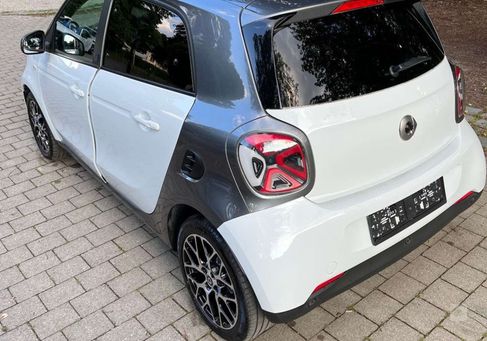 Smart ForFour, 2021