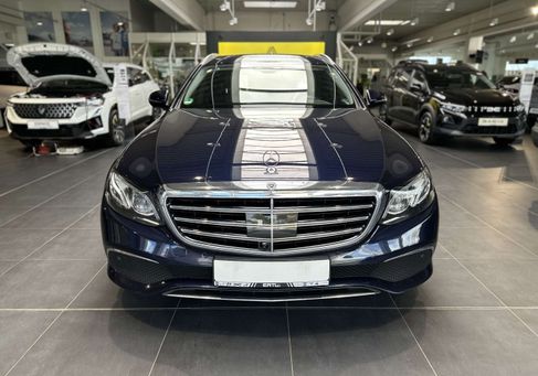 Mercedes-Benz E 300, 2020