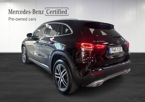 Mercedes-Benz GLA 250, 2023