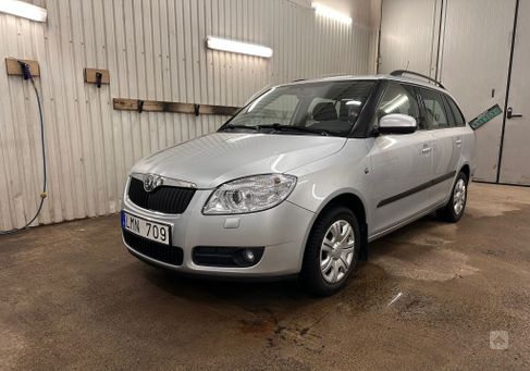 Skoda Fabia, 2010