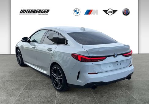 BMW 220, 2022 3