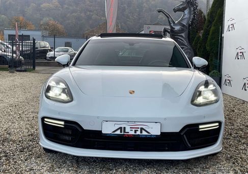Porsche Panamera, 2018