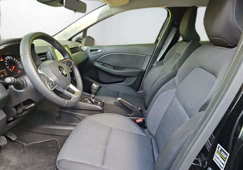 Renault Clio, 2023 3