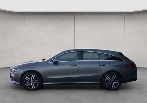 Mercedes-Benz CLA 250, 2022