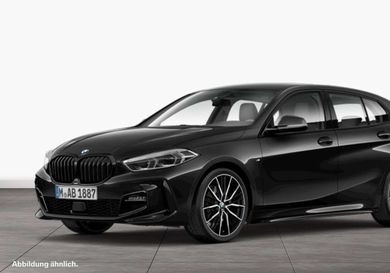 BMW 118, 2023