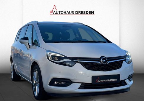 Opel Zafira, 2018