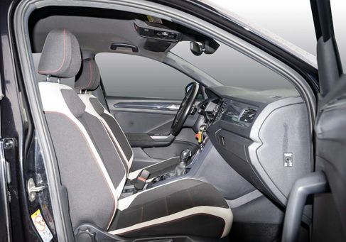 Volkswagen T-Roc, 2018