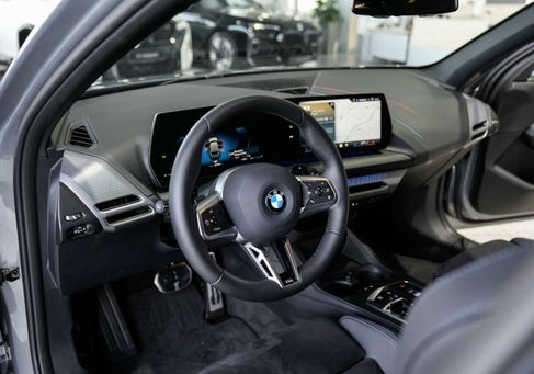 BMW 120, 2024