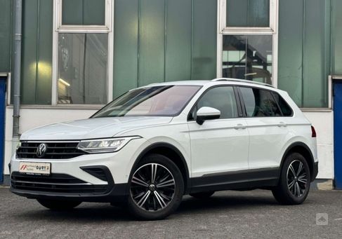 Volkswagen Tiguan, 2022