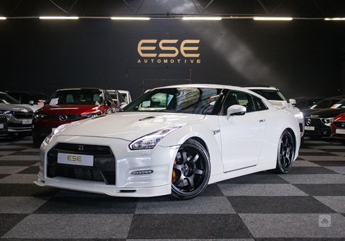 Nissan GT-R, 2016