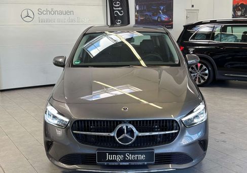 Mercedes-Benz B 200, 2024