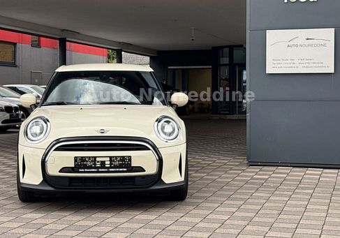 MINI ONE, 2021