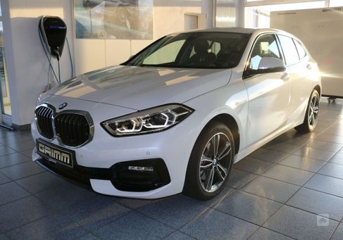 BMW 118, 2023