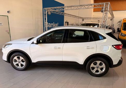 Ford Kuga, 2021