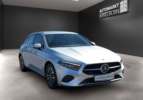 Mercedes-Benz A 200, 2023