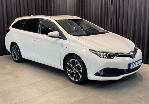 Toyota Auris Touring Sports, 2016