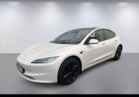 Tesla Model 3, 2024 3