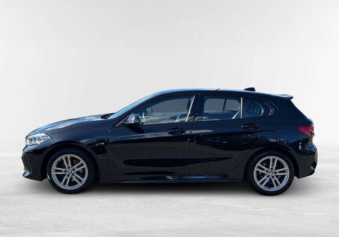 BMW 118, 2022 3