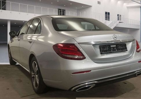 Mercedes-Benz E 220, 2017