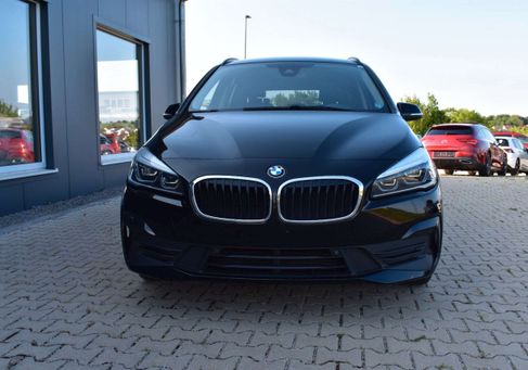 BMW 218, 2021 3