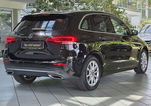 Mercedes-Benz B 200, 2019