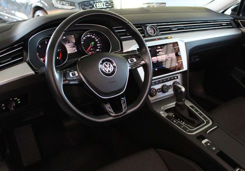 Volkswagen Passat Variant, 2018 3