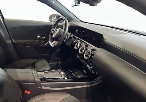 Mercedes-Benz A 200, 2023