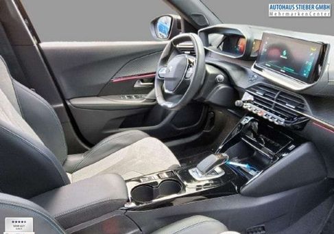 Peugeot 2008, 2021