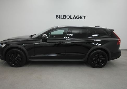 Volvo V60 Cross Country, 2021