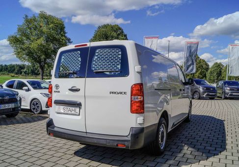 Toyota Proace, 2022