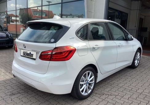 BMW 225, 2019