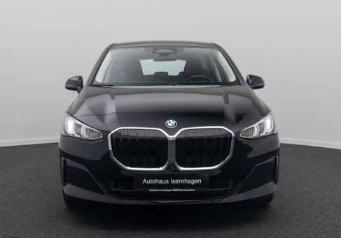 BMW 216, 2023