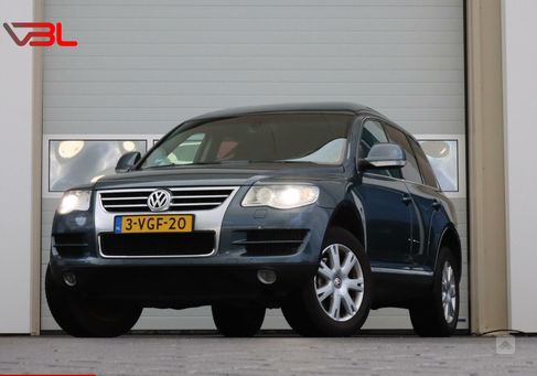 Volkswagen Touareg, 2010